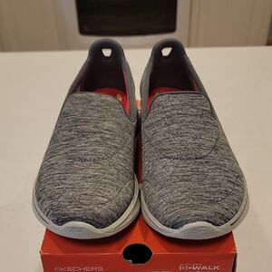 New Skechers Go Walk Achiever Grey Women 7